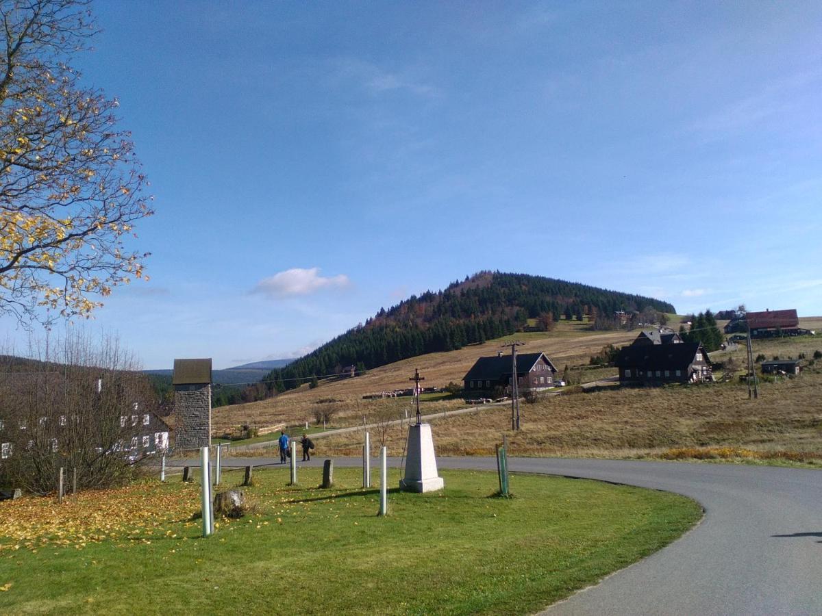 Šírovka Horni Polubny Exterior foto